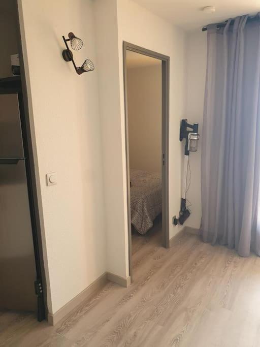 Les Terrasses De La Baronnie Appartement Climatise Avec 1 Chambre Et Piscine Ouverte Du 28 Mai 2025 Au 28 Septembre 2025 Le Grau-du-Roi Esterno foto