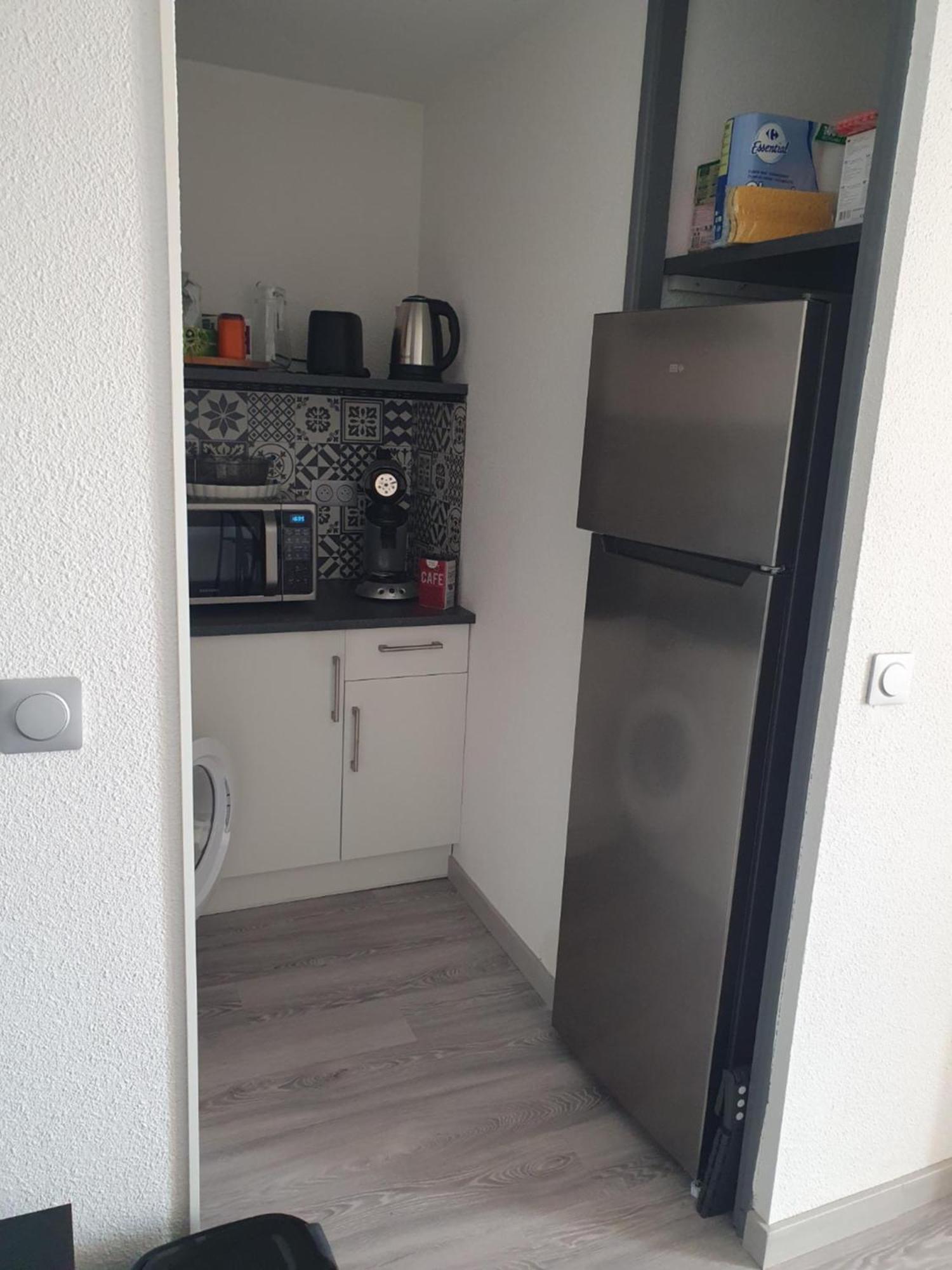 Les Terrasses De La Baronnie Appartement Climatise Avec 1 Chambre Et Piscine Ouverte Du 28 Mai 2025 Au 28 Septembre 2025 Le Grau-du-Roi Esterno foto